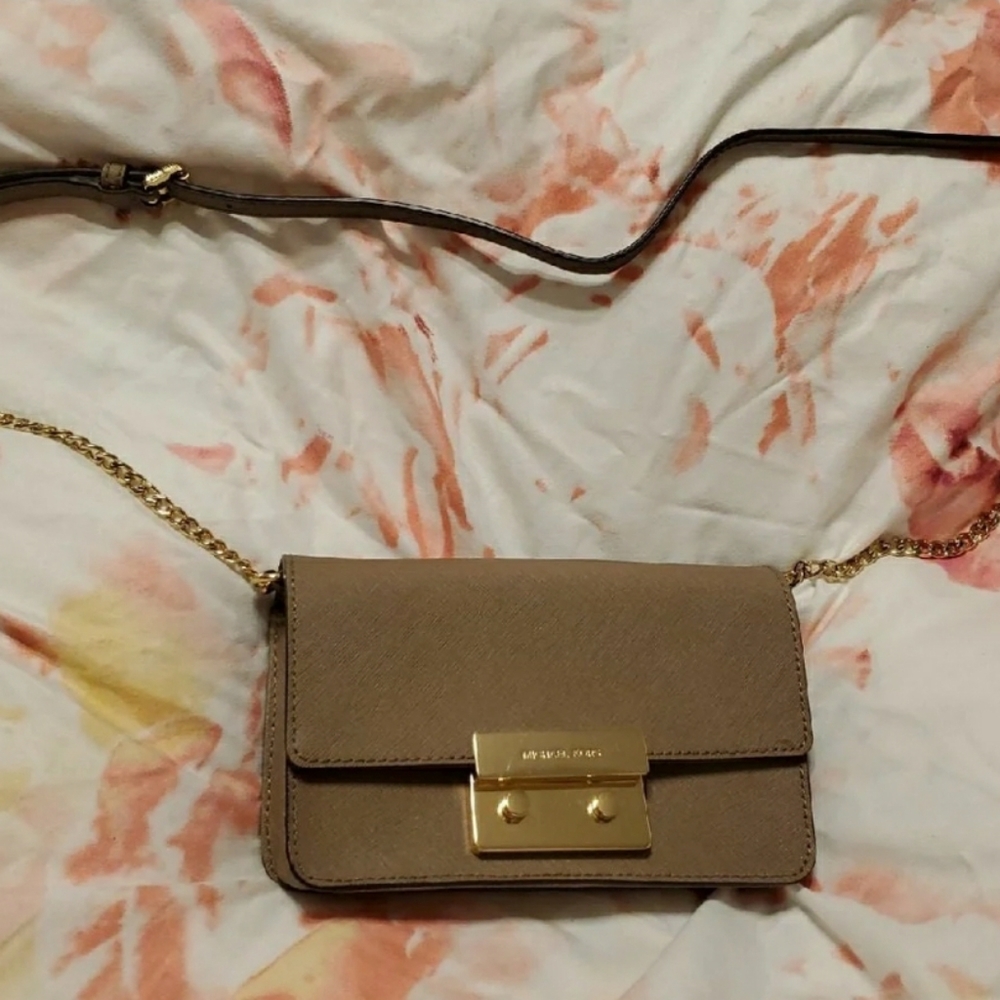 Michael Kors Crossbody Purse